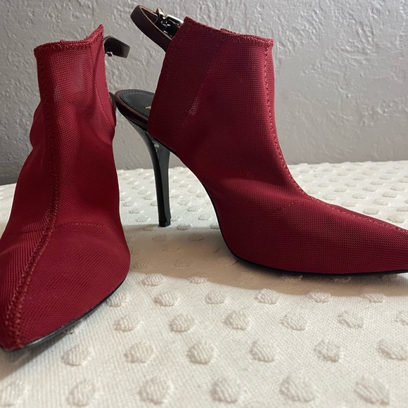 RARE!Vince Camuto Burgundy fabric slingback mule.SAMPLE Not on the retail market - Picture 8 of 16